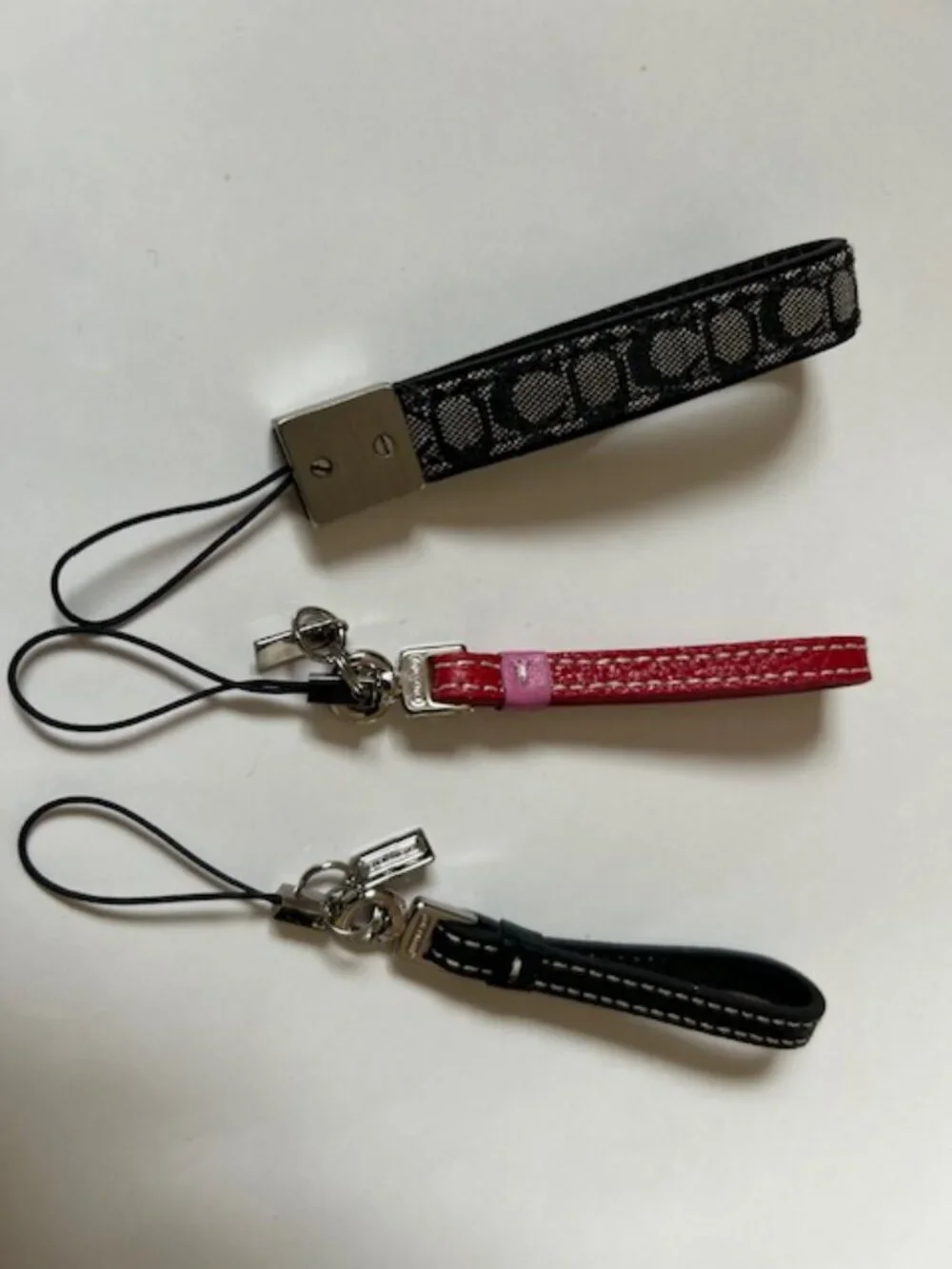 BRAND NEW RARE COACH SIGNATURE PHONE CASE WRISTLET SET OF 3 BUNDLE